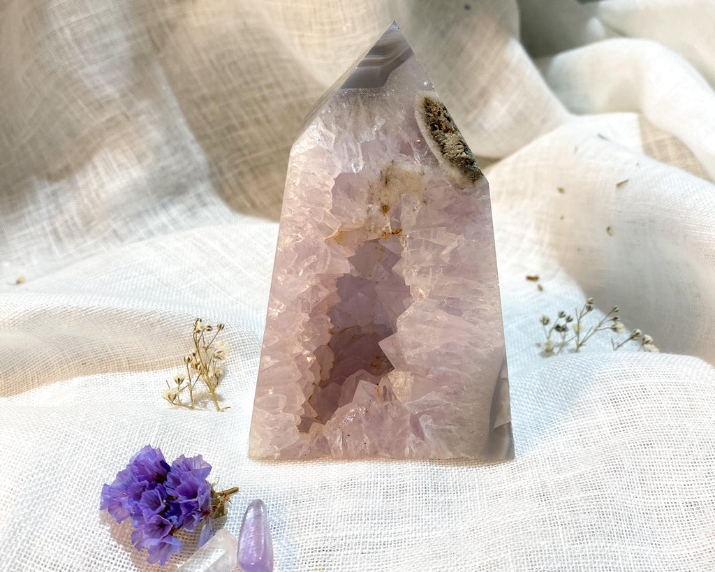 Natural Agate Geode Amethyst Crystal Point