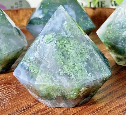 Moss Agate Quadrilateral