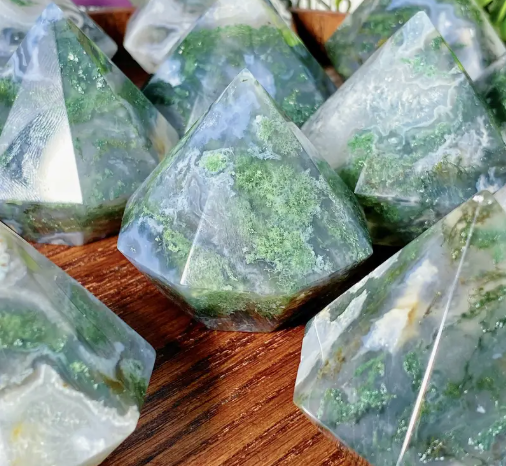 Moss Agate Quadrilateral